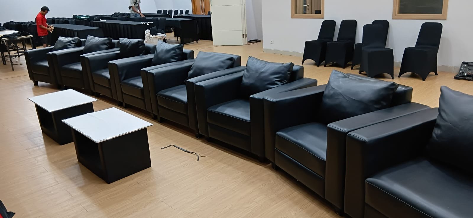 Gambar: Sewa Sofa Sekitar di Balairung Universitas Indonesia – Beji Depok Jaminan Kualitas 2025