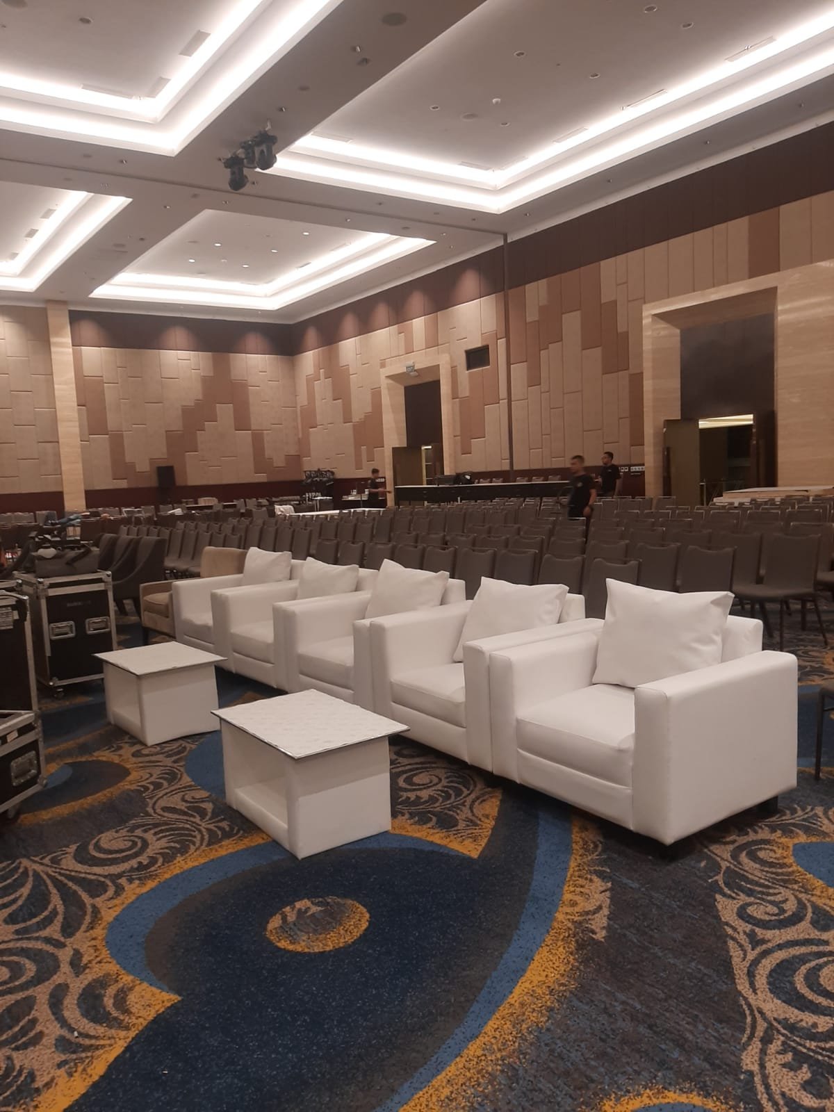 Gambar: Sewa Sofa Sekitar di AEON Mall BSD City – BSD Jaminan Kualitas 2025