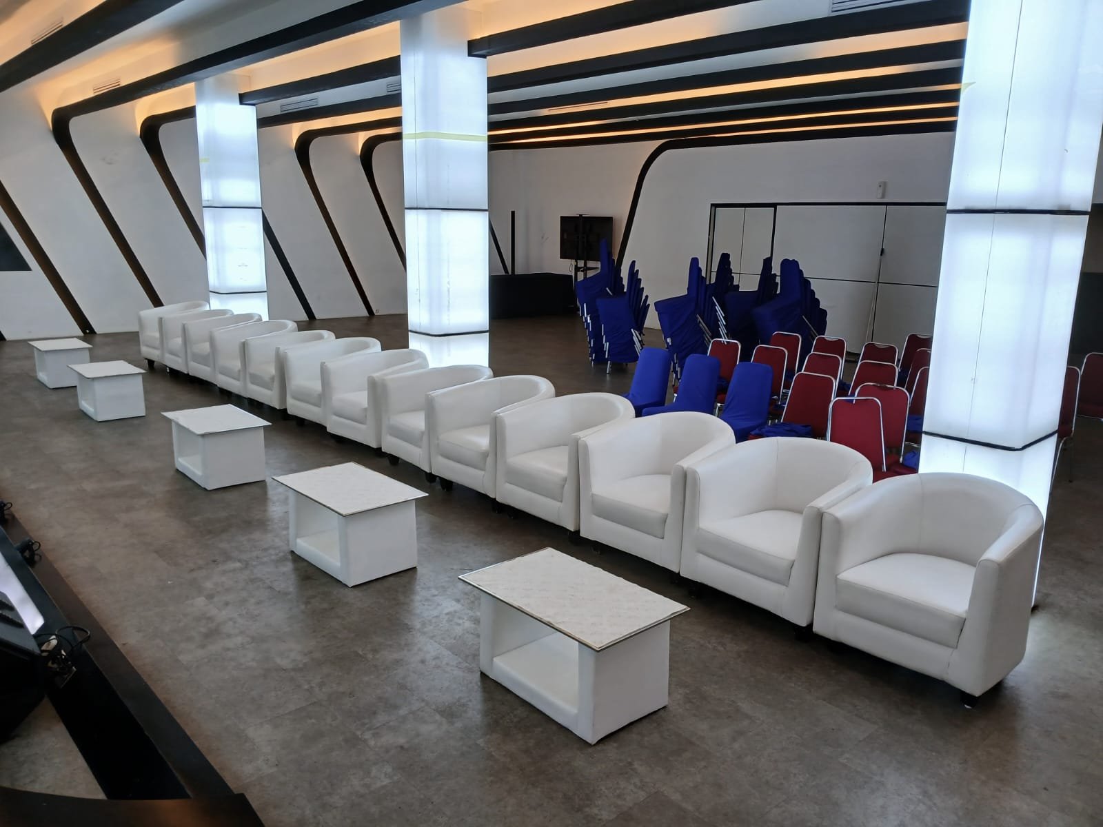 Gambar: Sewa Sofa Sekitar di JHL Solitaire Gading Serpong – Gading Serpong Jaminan Kualitas 2025