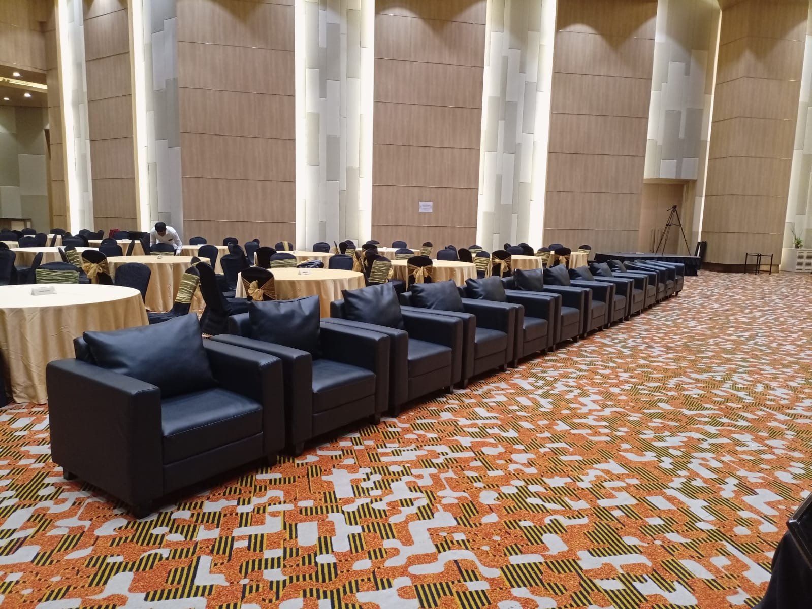 Gambar: Sewa Sofa Sekitar di Aston Imperial Bekasi Hotel & Conference Center Jaminan Kualitas 2025
