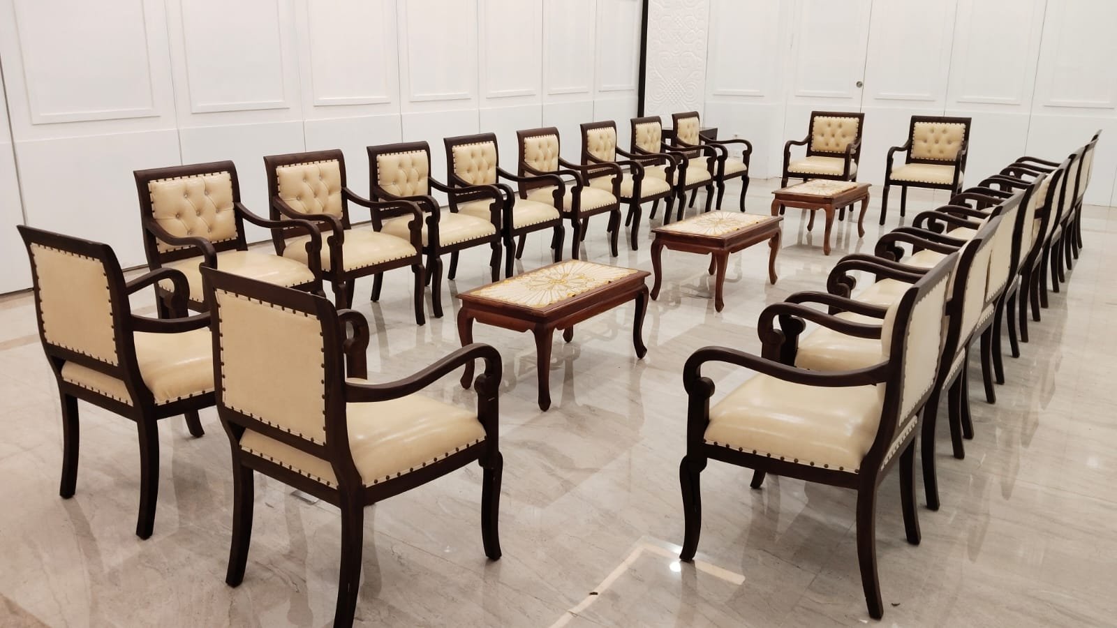Gambar: Sewa Kursi Sekitar di FX Sudirman / Ballroom — Sudirman Jaminan Kualitas 2025