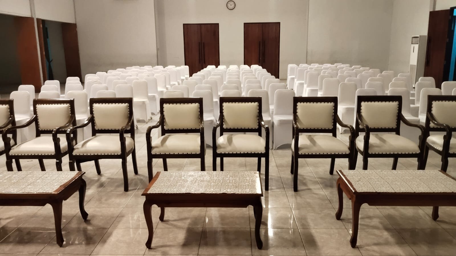Gambar: Sewa Kursi Sekitar di Balai Kartini Convention Center — Kuningan Jaminan Kualitas 2025