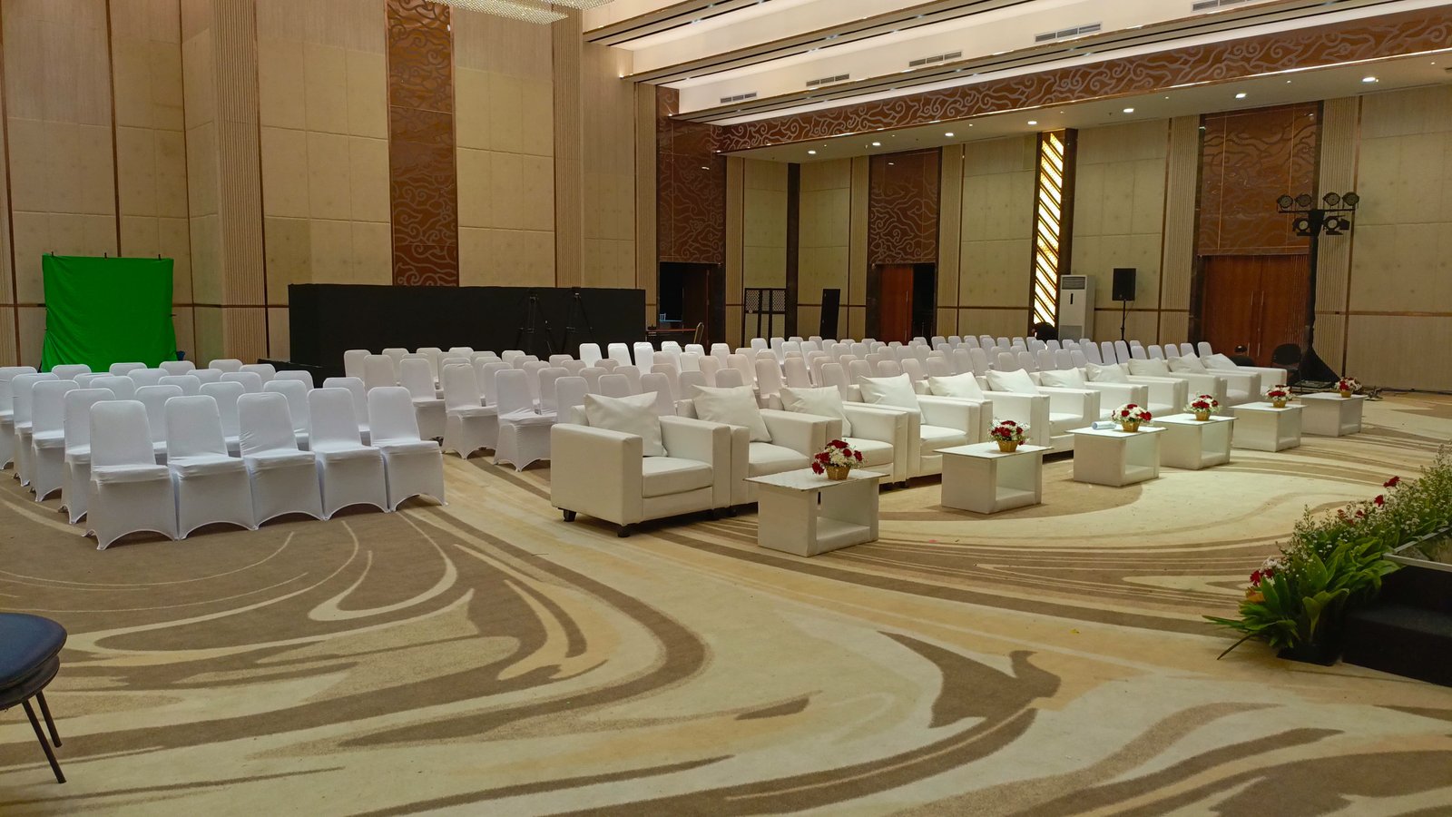 Gambar: Sewa Kursi di Agave Hall — Industrial Tangerang – Rental Jabodetabek