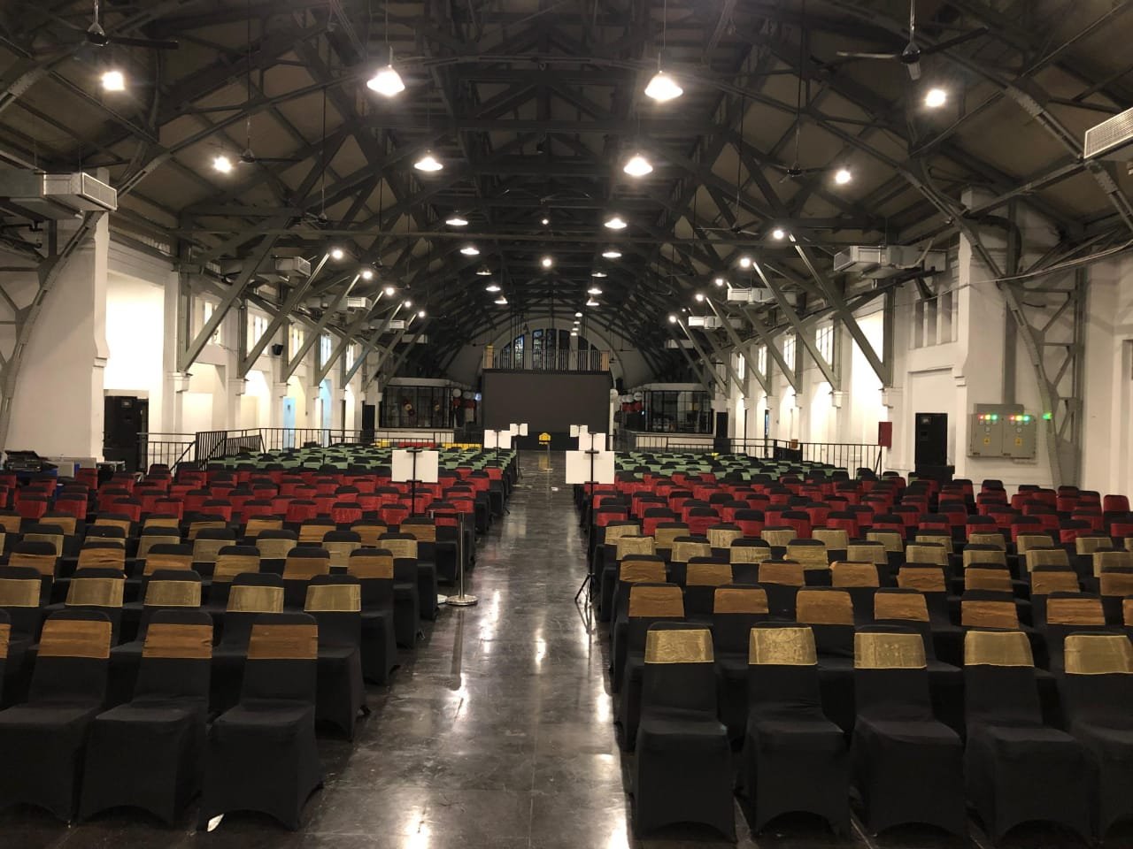 Gambar: Sewa Kursi di Universitas Pelita Harapan (UPH) – Tangerang | Rental Jabodetabek