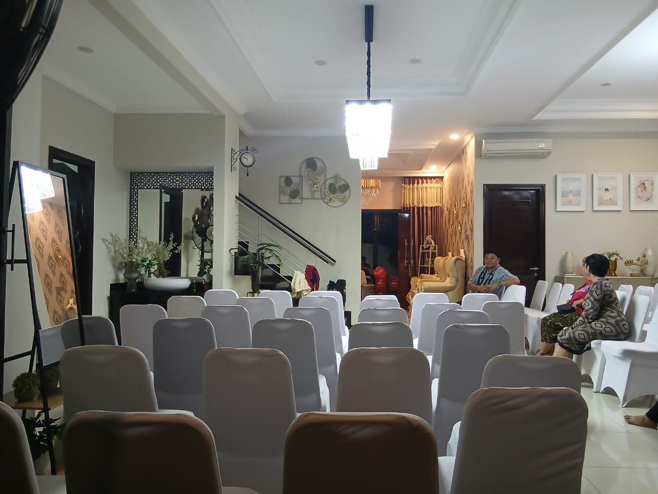 Gambar: Sewa Kursi di Graha Bhakti Budaya, TIM – Jakarta Pusat | Rental Jabodetabek