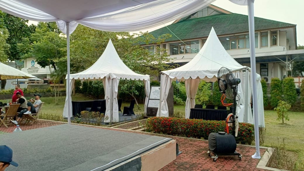 Sewa Tenda di Pondok Indah Mall (PIM) – Jakarta Selatan | Rental Jabodetabek by Gaharu Production