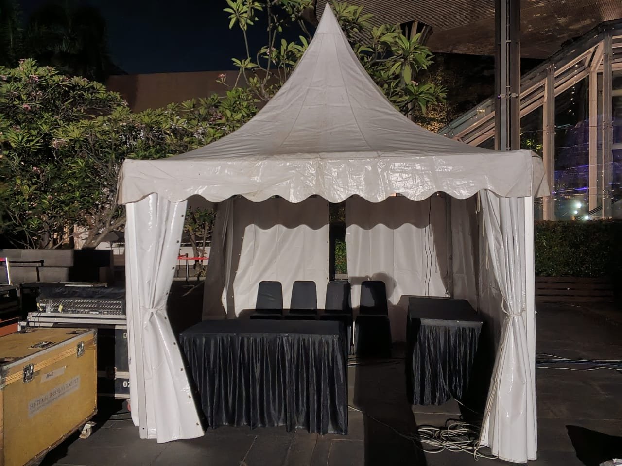 Sewa Tenda di Fairmont Jakarta – Jakarta Pusat | Rental Jabodetabek by Gaharu Production
