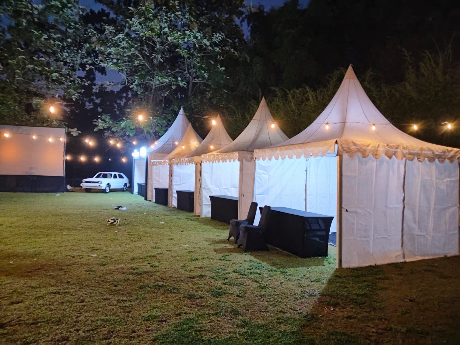 Sewa Tenda di Universitas Tarumanagara (UNTAR), Jakarta Barat | Rental Jabodetabek by Gaharu Production