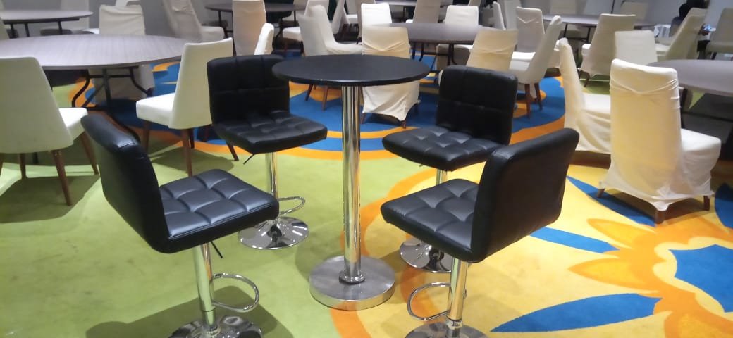 Gambar: Sewa Barstool & Kursi Bar di Le Méridien Jakarta – Thamrin