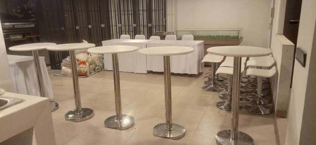Gambar: Sewa Barstool & Kursi Bar di Universitas Trisakti – Jakarta Barat