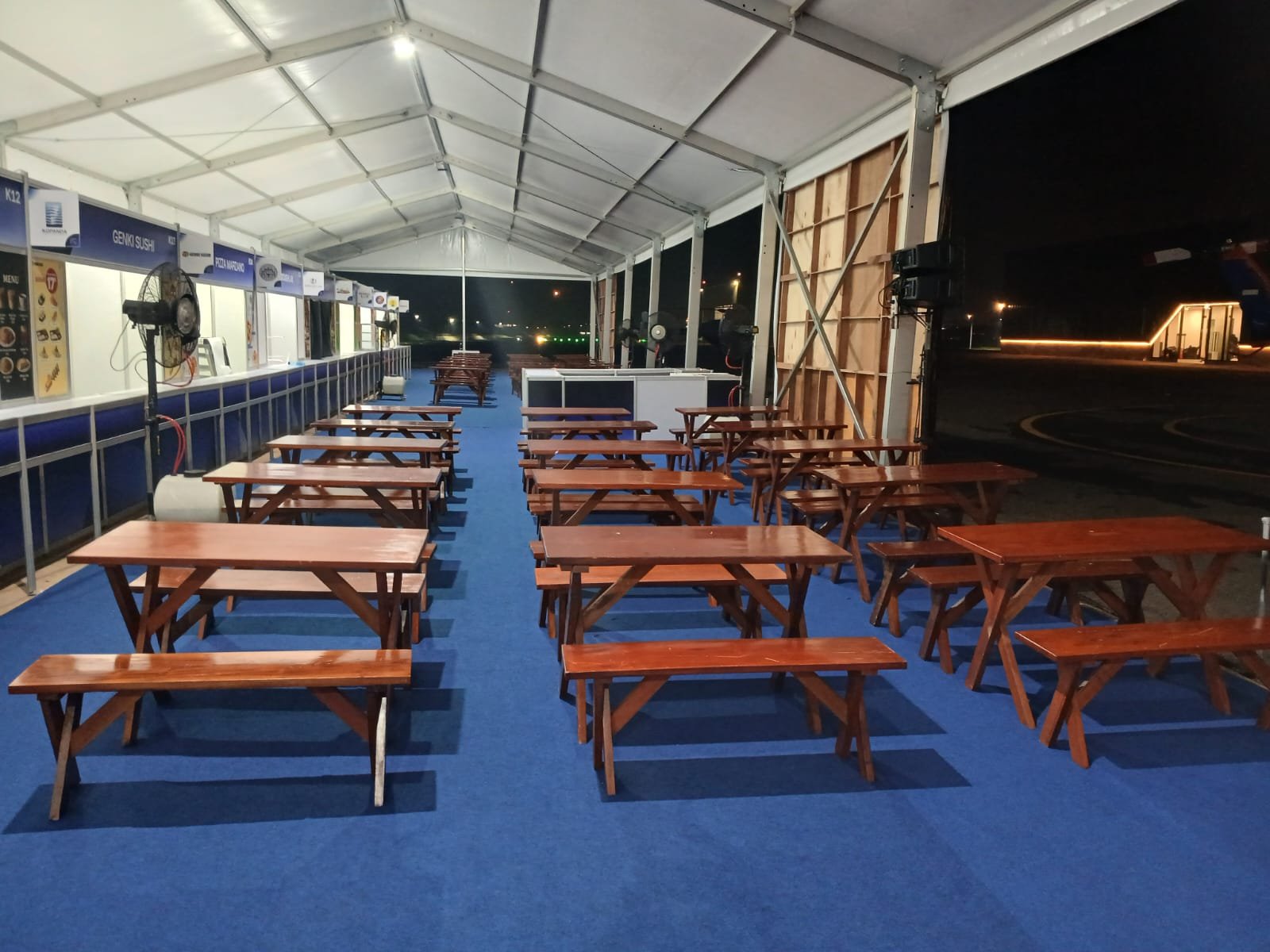 Gambar: Sewa Kursi & Meja Taman Set Universitas Indonesia (UI) — Depok | Rental Jabodetabek by Gaharu Production