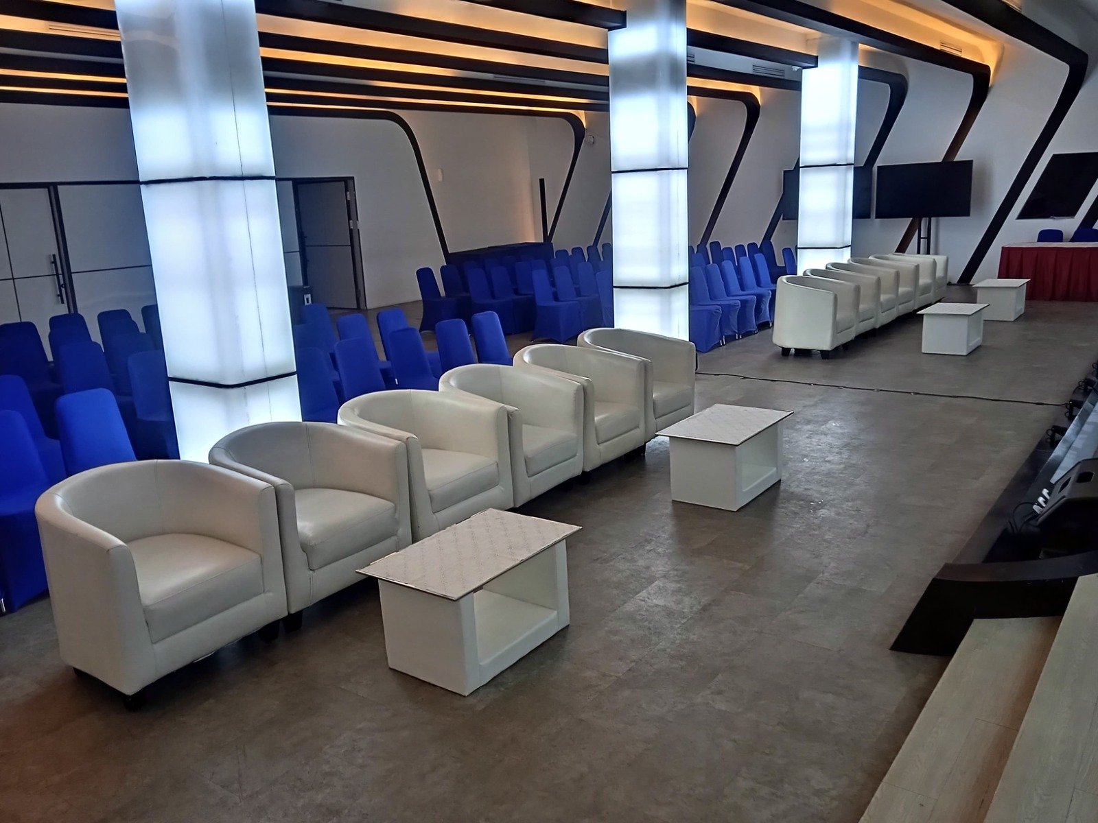 Sewa Sofa Area Balai Sidang Jakarta Jakarta Pusat