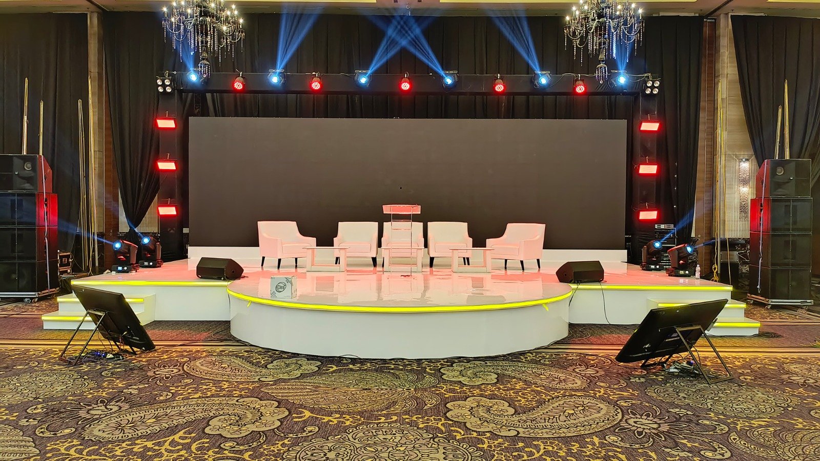 Gambar: Sewa Sofa Little Venice Kota Bunga Puncak by Rental Jabodetabek