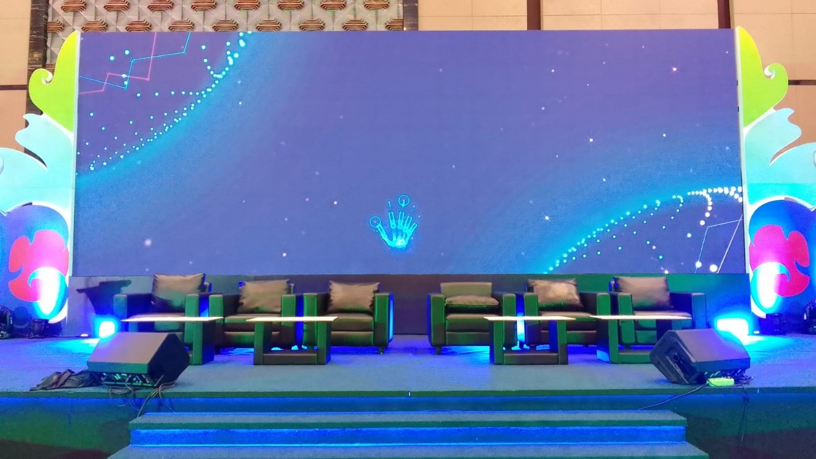 Gambar: Sewa Sofa Taman Potret Kota Tangerang by Rental Jabodetabek