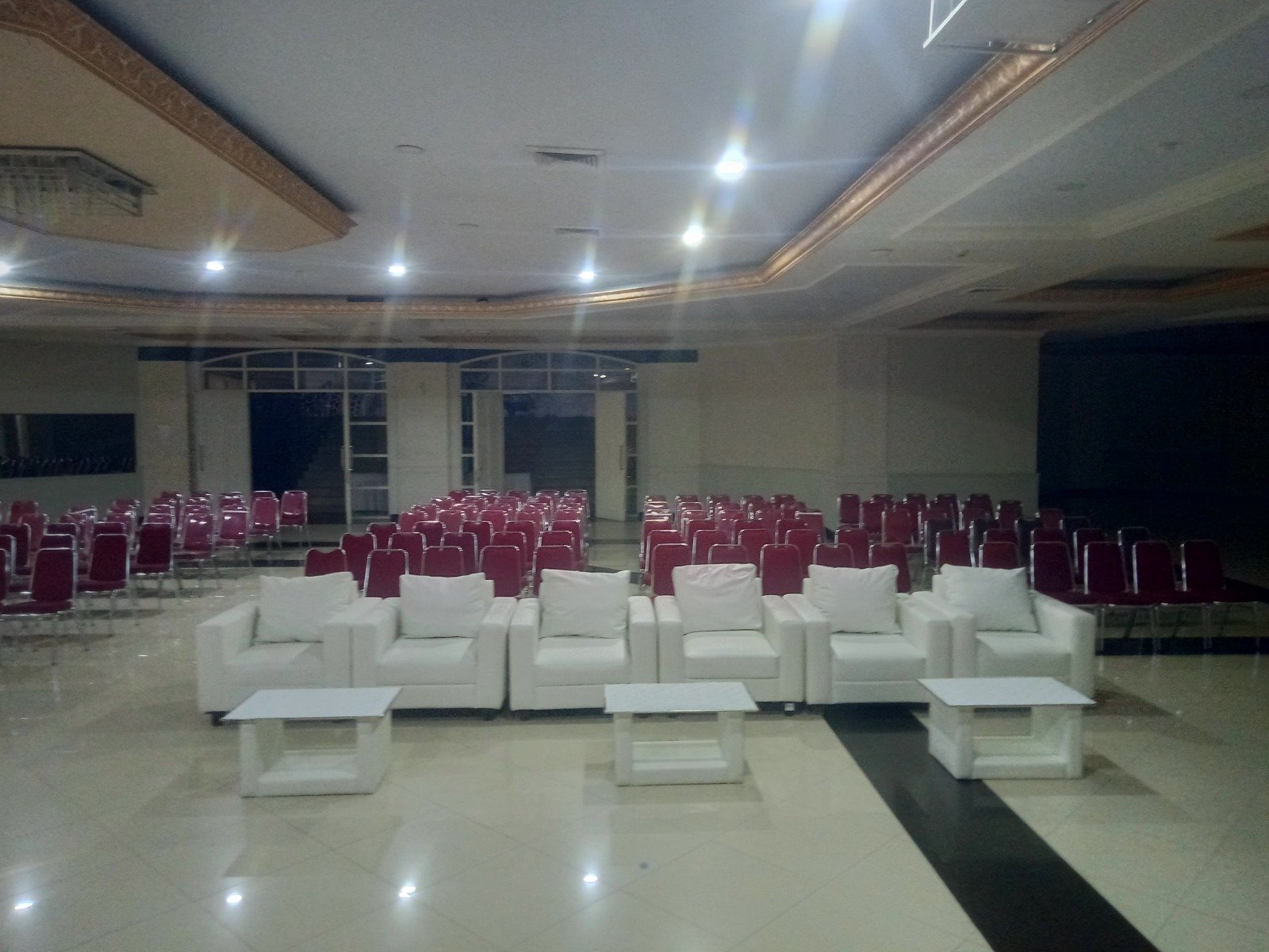 Gambar: Sewa Sofa Situ Gintung Tangerang Selatan by Rental Jabodetabek