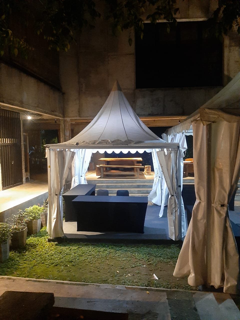 Sewa Tenda Sarnavil di Ballroom Hotel Bumi Wiyata Depok